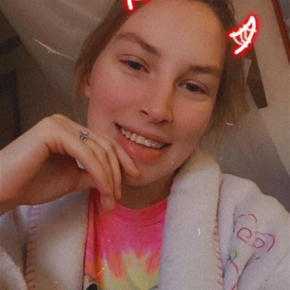 Meet your Posher, Katelyn